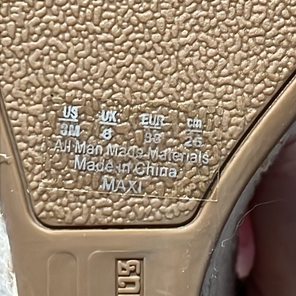 NWOB Fergalicious by Fergie espadrille wedge sandals - Picture 5 of 5